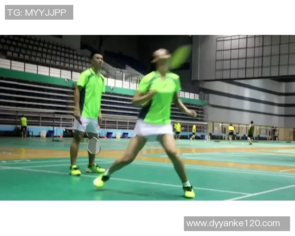 羽毛球传奇李伟的职业生涯回顾与未来展望对话